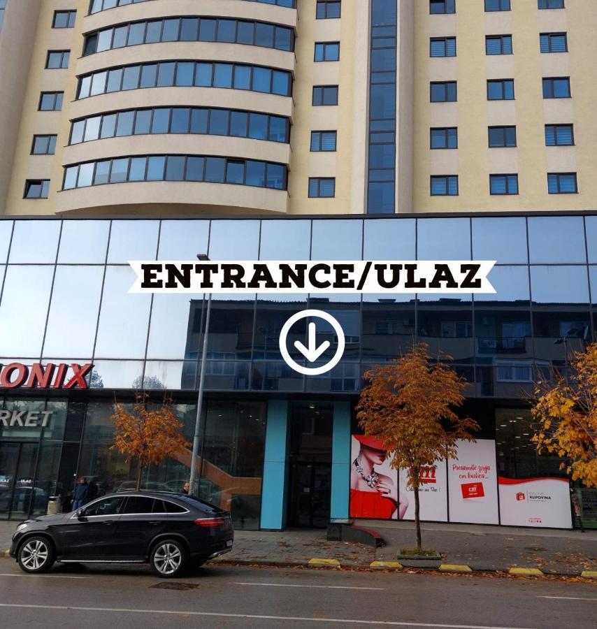 Luxury Apartment Karic Free Parking トゥズラ エクステリア 写真