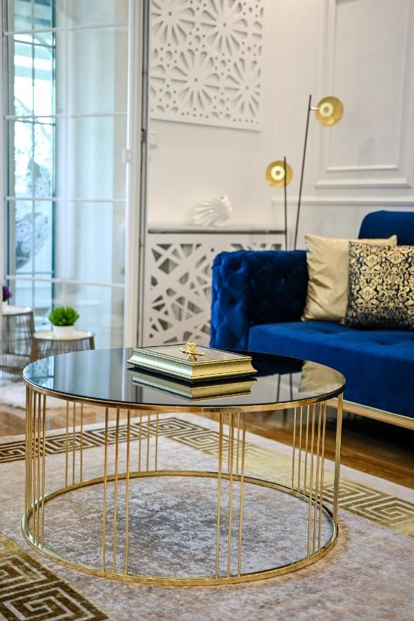 Luxury Apartment Karic Free Parking トゥズラ エクステリア 写真