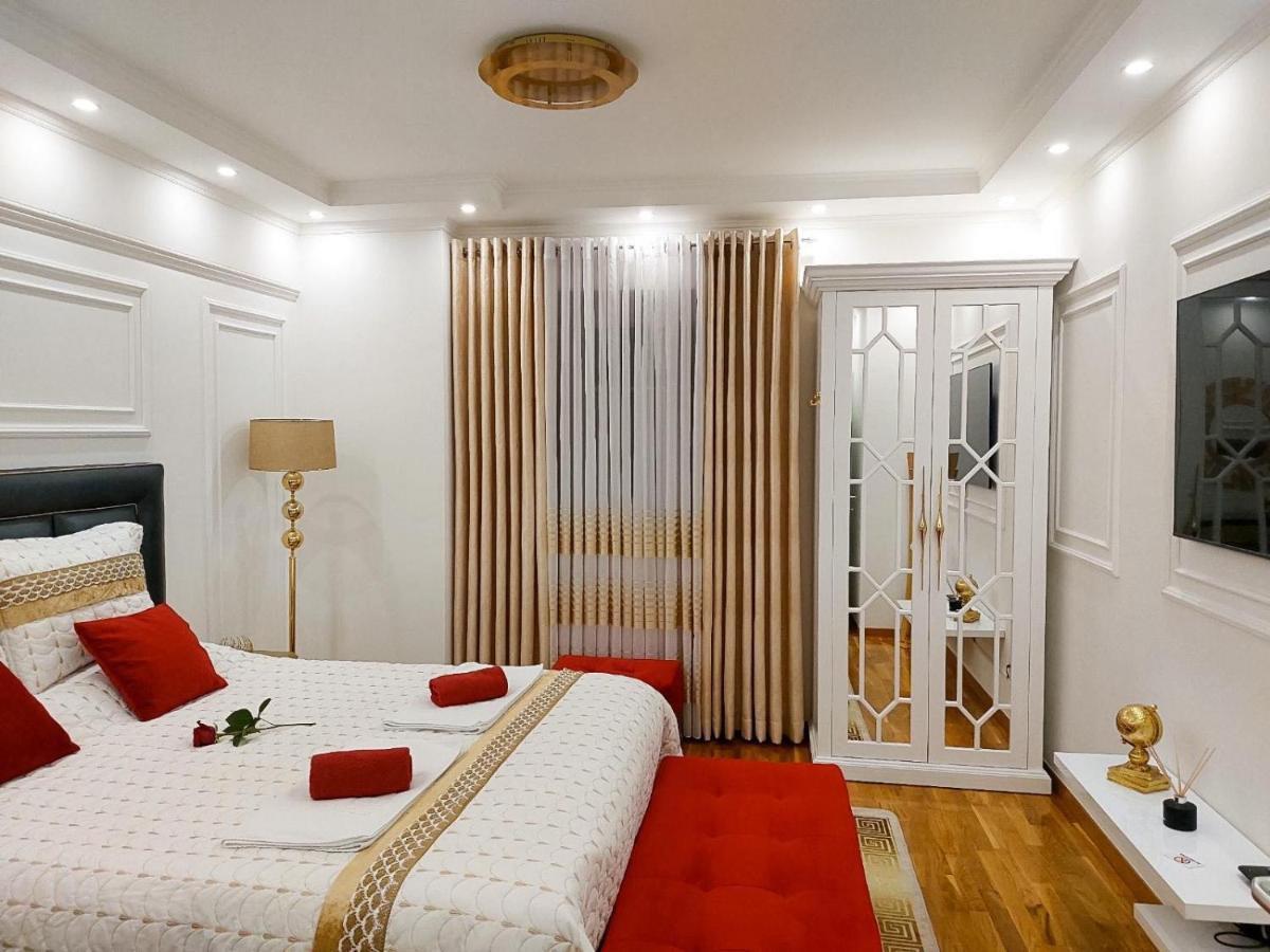 Luxury Apartment Karic Free Parking トゥズラ エクステリア 写真