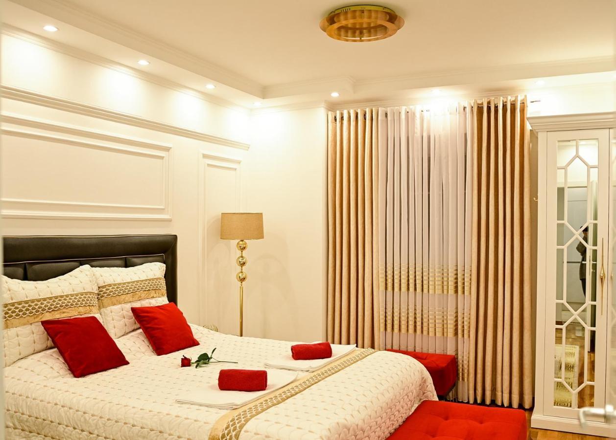 Luxury Apartment Karic Free Parking トゥズラ エクステリア 写真