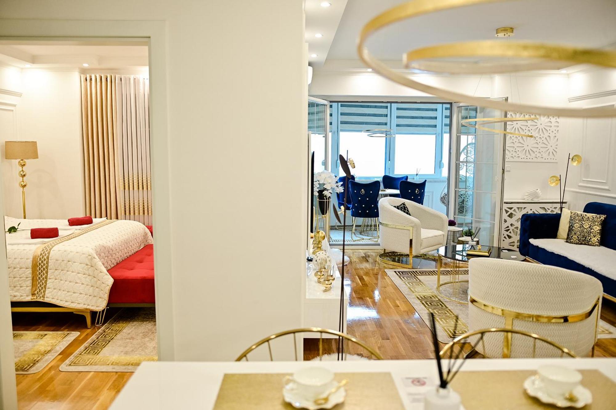 Luxury Apartment Karic Free Parking トゥズラ エクステリア 写真